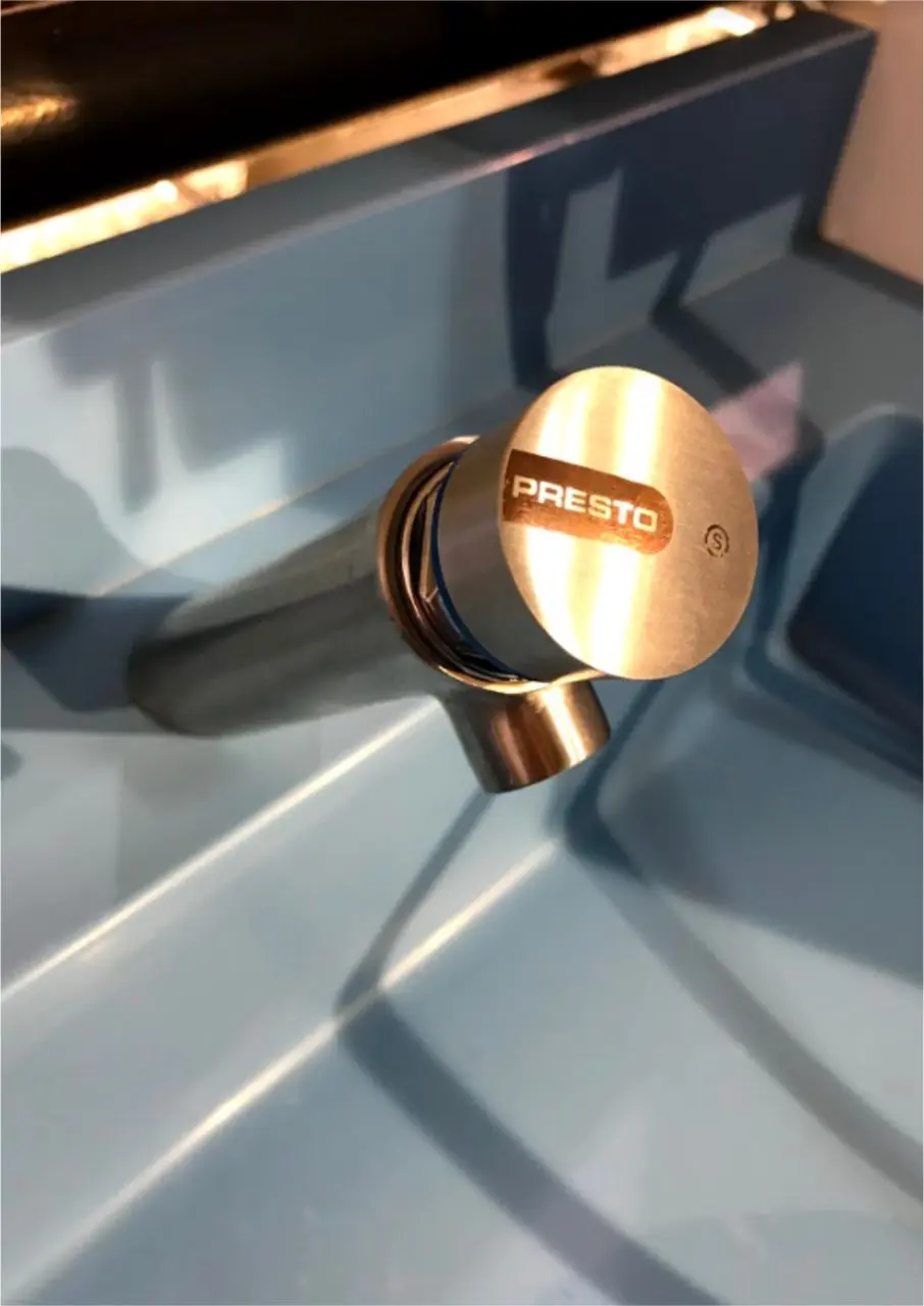 Порционно нажимной кран для раковины Presto Neo S 65200
