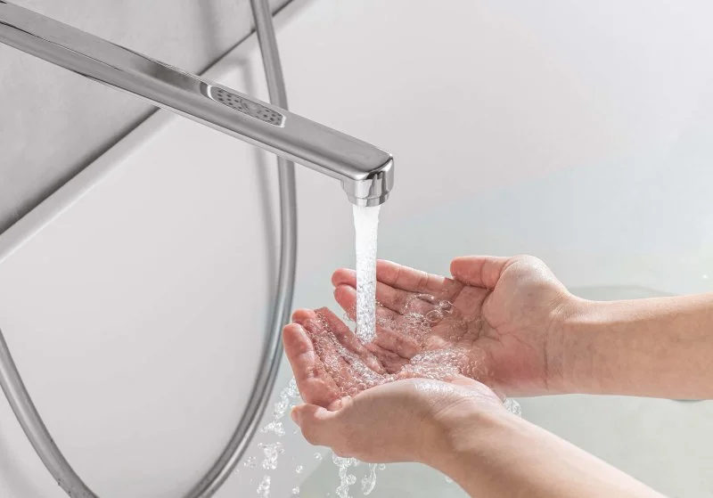 Смеситель для ванны с длинным изливом AQUATEK AQ1042CR ВЕГА