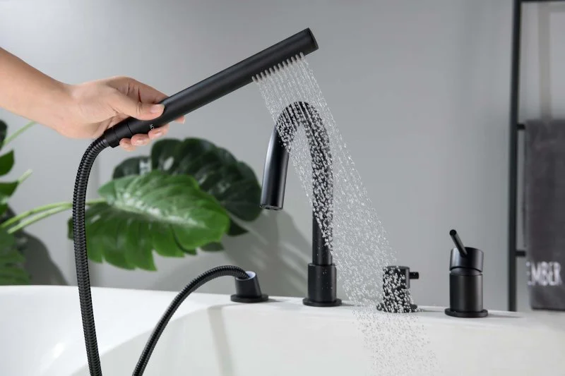 Смеситель на борт ванны на 4 отв. AQUATEK, матовый черный AQ1348MB ЕВРОПА