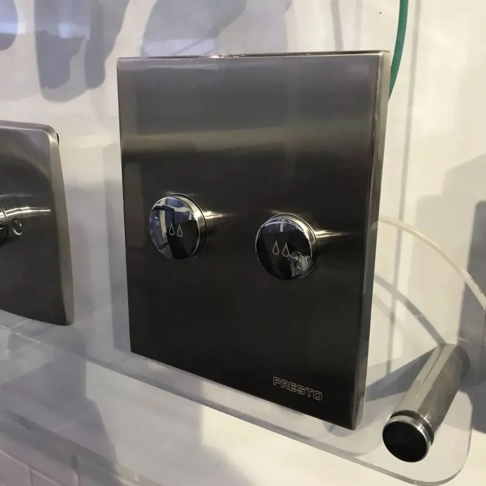 Порционно нажимной кран смыва для унитаза и чаши генуя Presto 14300
