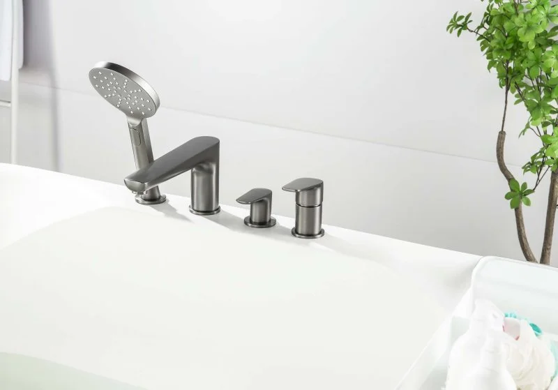 AQ1148BGM БЕТТА смеситель на борт ванны на 4 отв., оружейная сталь