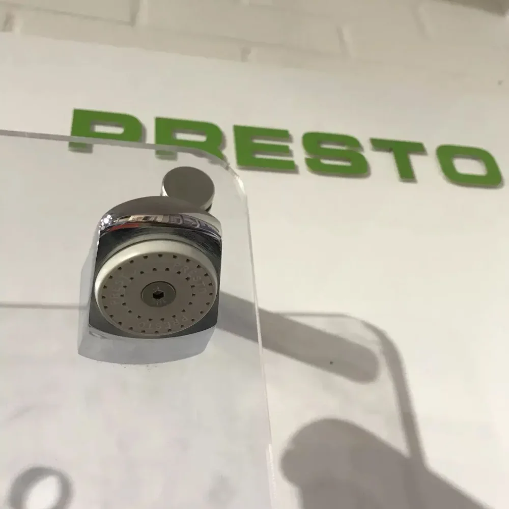 Настенная душевая головка с настраиваемым аэратором Presto 29110