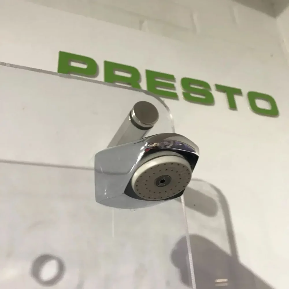 Настенная душевая головка с настраиваемым аэратором Presto 29110